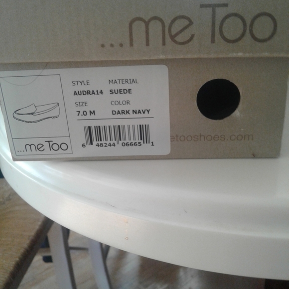 Shoes - Picture 6 of 7